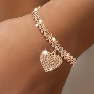Rhinestone Heart Charm Bracelet, Copper Claw Chain Link.